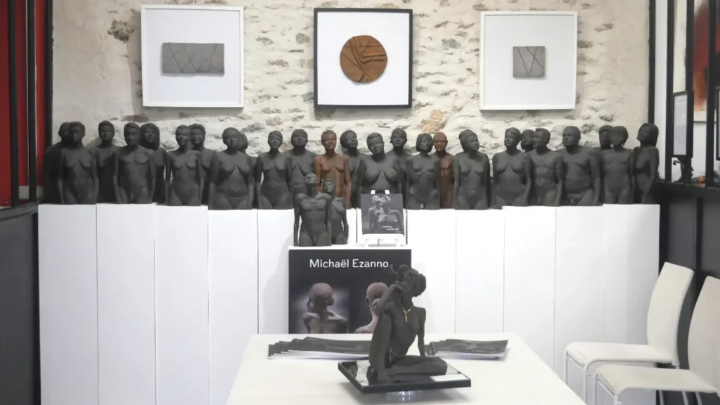 Exposition de sculptures en gres noir – Michael Ezanno Atelier – La Chaize-Giraud, Vendee, Pays de la Loire, France