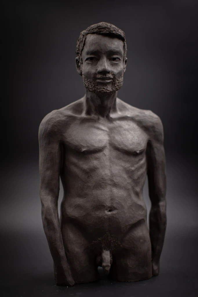 19-sculpture-gres-noir-humaines-michael-ezanno-la-chaize-giraud-Vendée-france