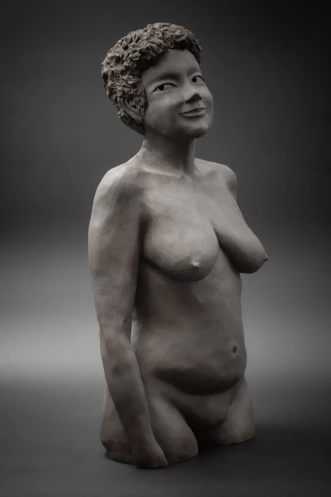 20-sculpture-gres-noir-humaines-michael-ezanno-la-chaize-giraud-Vendée-france