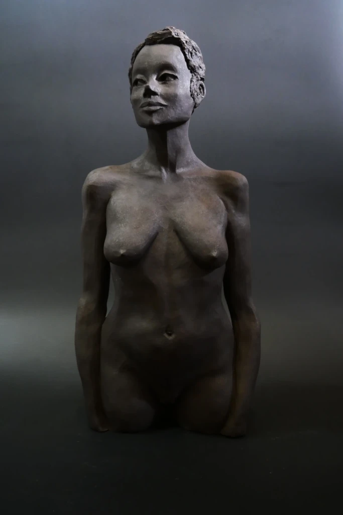 32-sculpture-gres-noir-humaines-michael-ezanno-la-chaize-giraud-Vendée-france